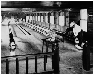 Olentangy Park Bowling Alleys, Columbus, Ohio